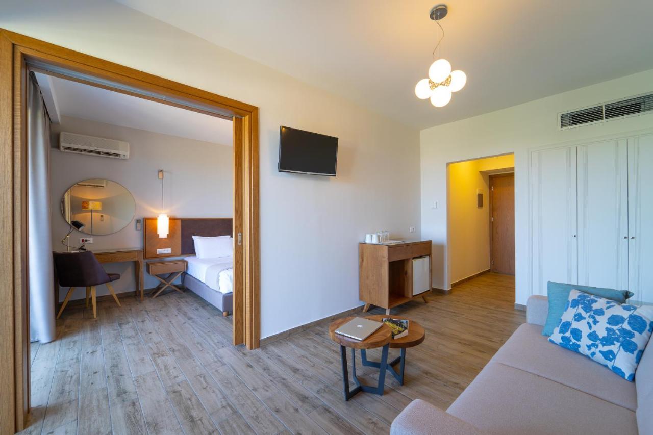 Achilles Hill Hotel Methone Exteriör bild